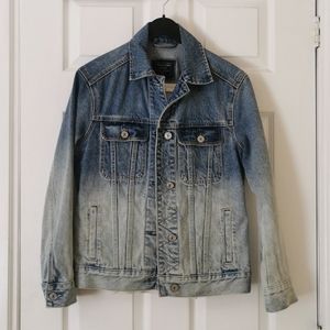 EUC Abercrombie and Fitch Girlfriend Jean Jacket